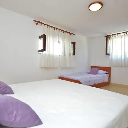 Rose-1 By Interhome Zaboric