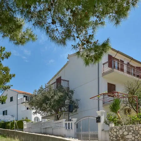 Rose-1 By Interhome *